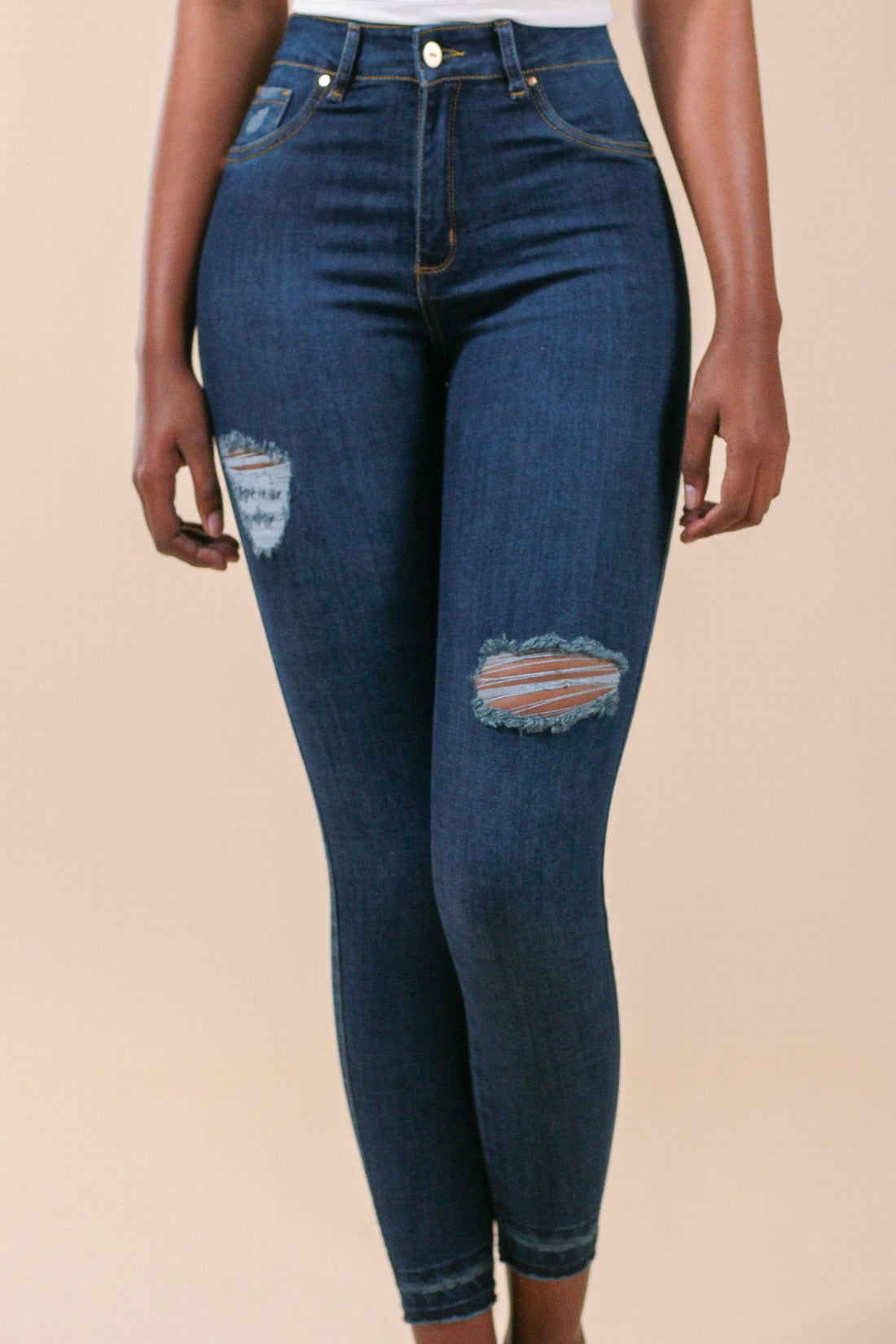 [2321] Skinny Jeans Azul Oscuro Con Rotos &amp; Detalle En La Bota