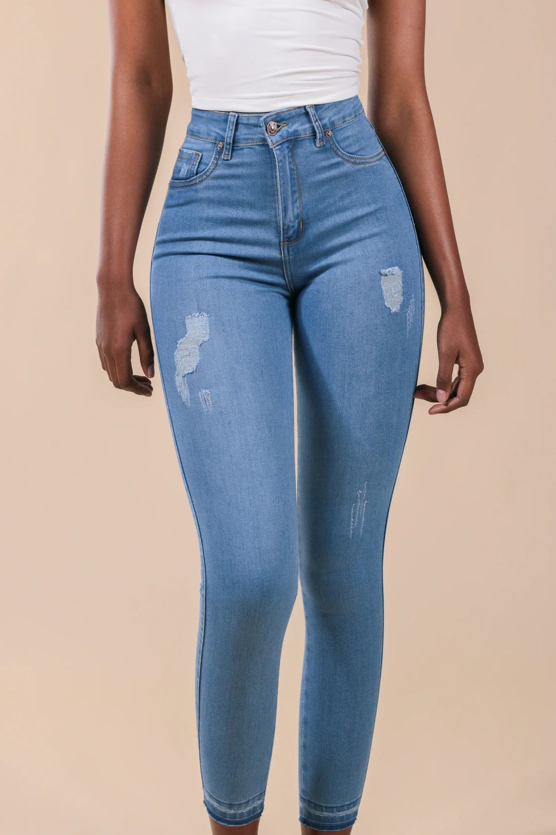 [2311] Skinny Jeans Azul Claro Con Rotos &amp; Detalle En La Bota