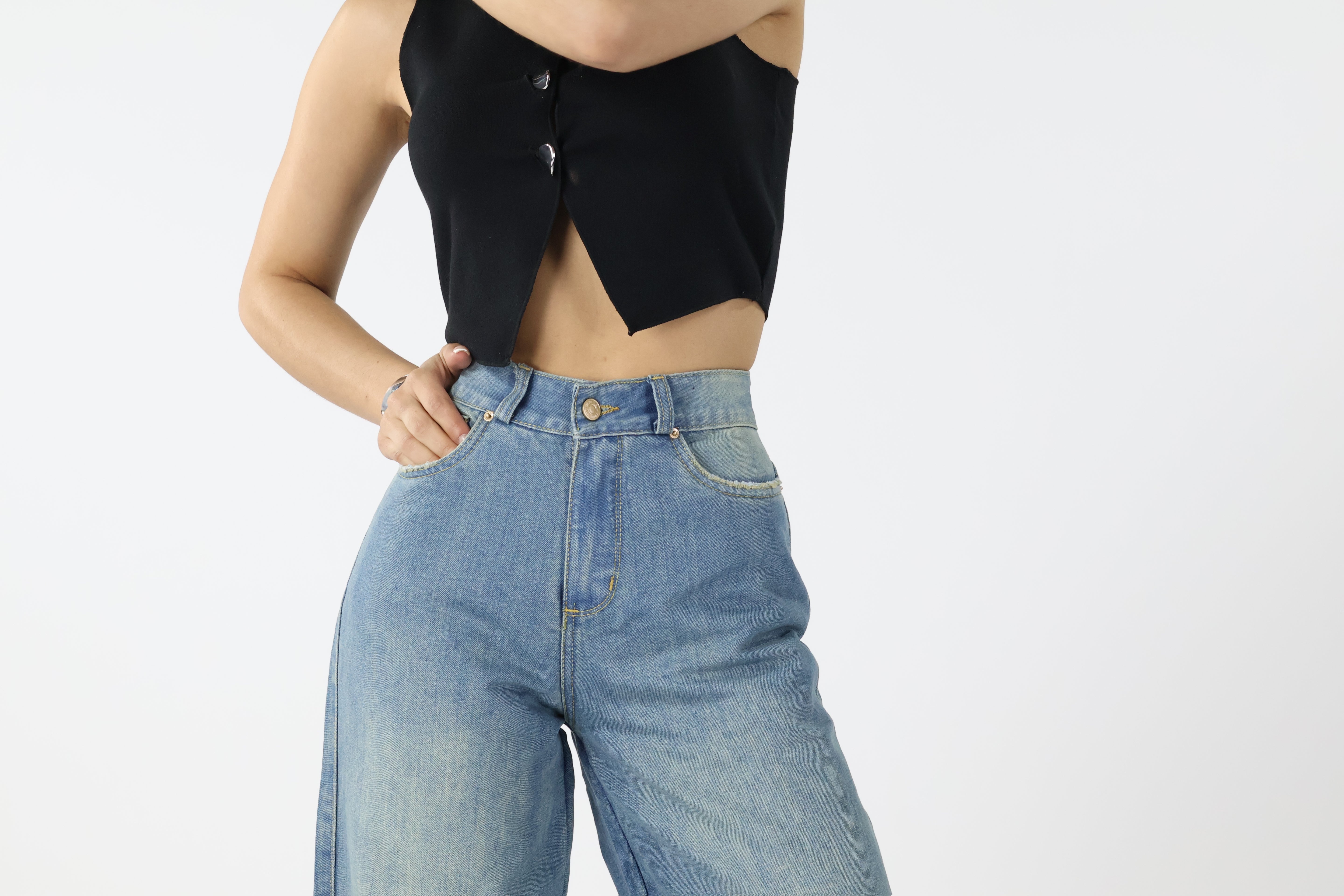 WIDE LEG JEANS AZUL DESVANECIDO · REF 25105