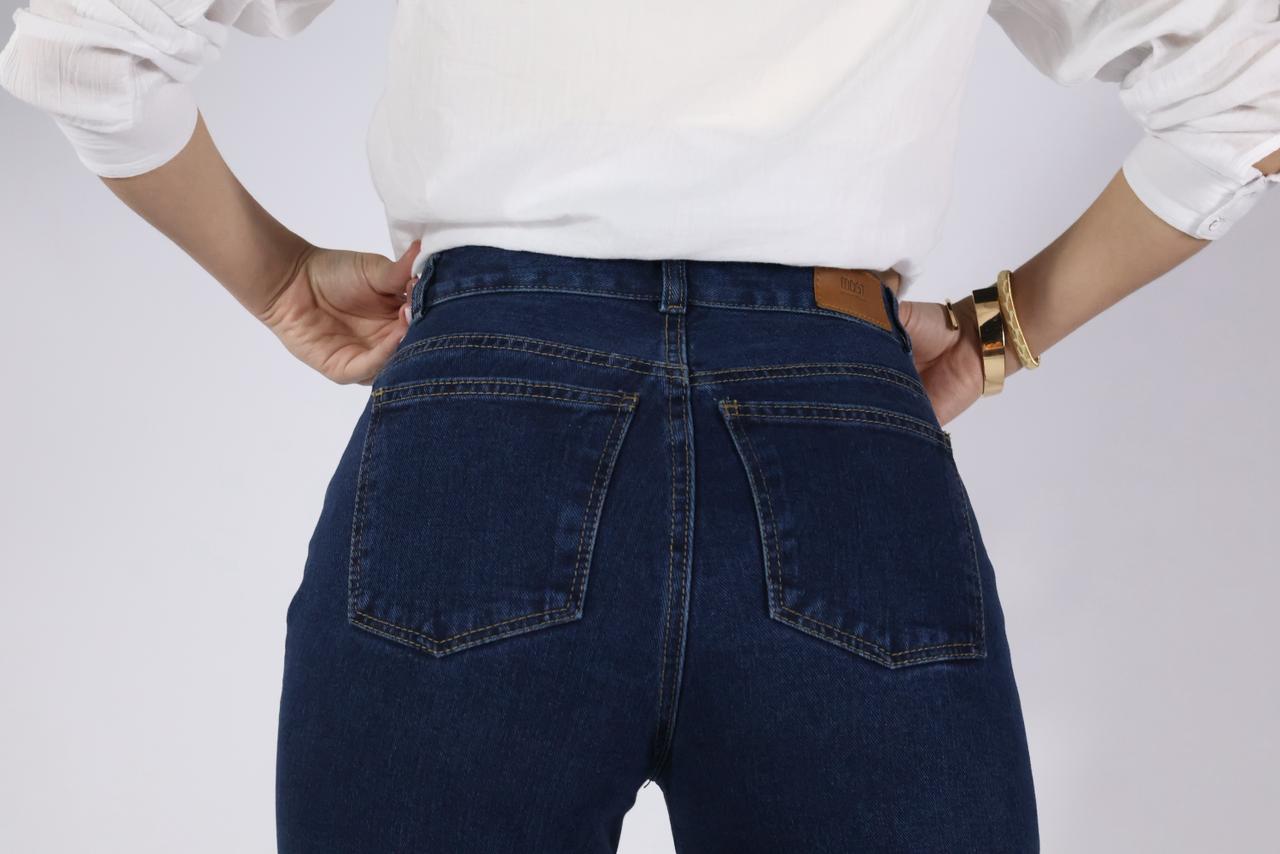 MOM JEANS AZUL OSCURO CLÁSICO · REF 2184
