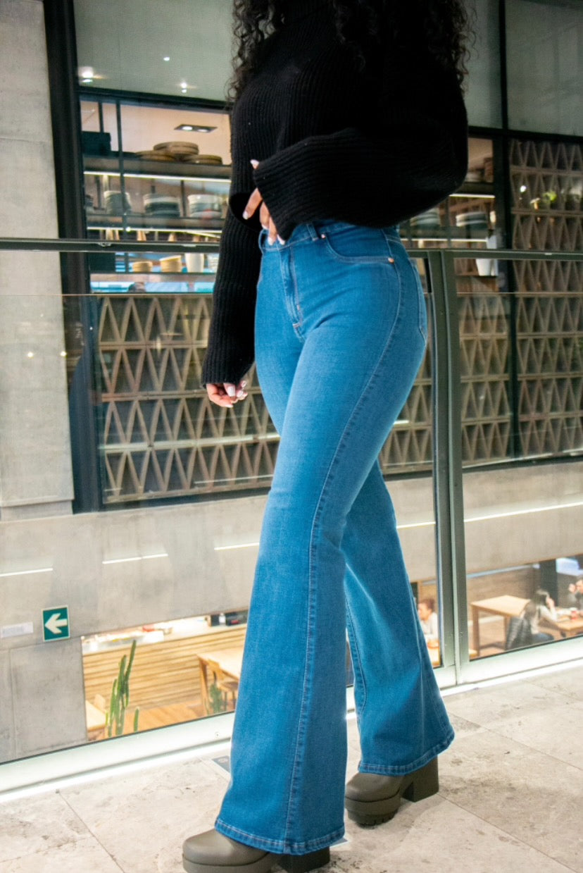 Skinny Blue Jeans Campana Tono Medio – Most Jeans